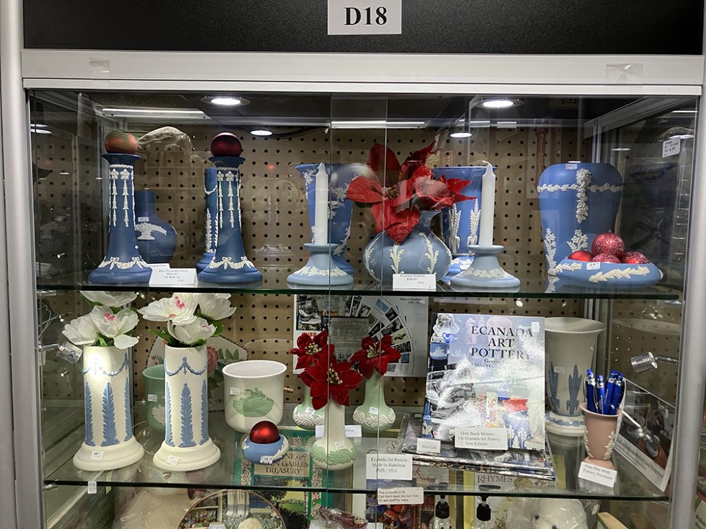 D-18 Top shelves
Christmas Display 2025